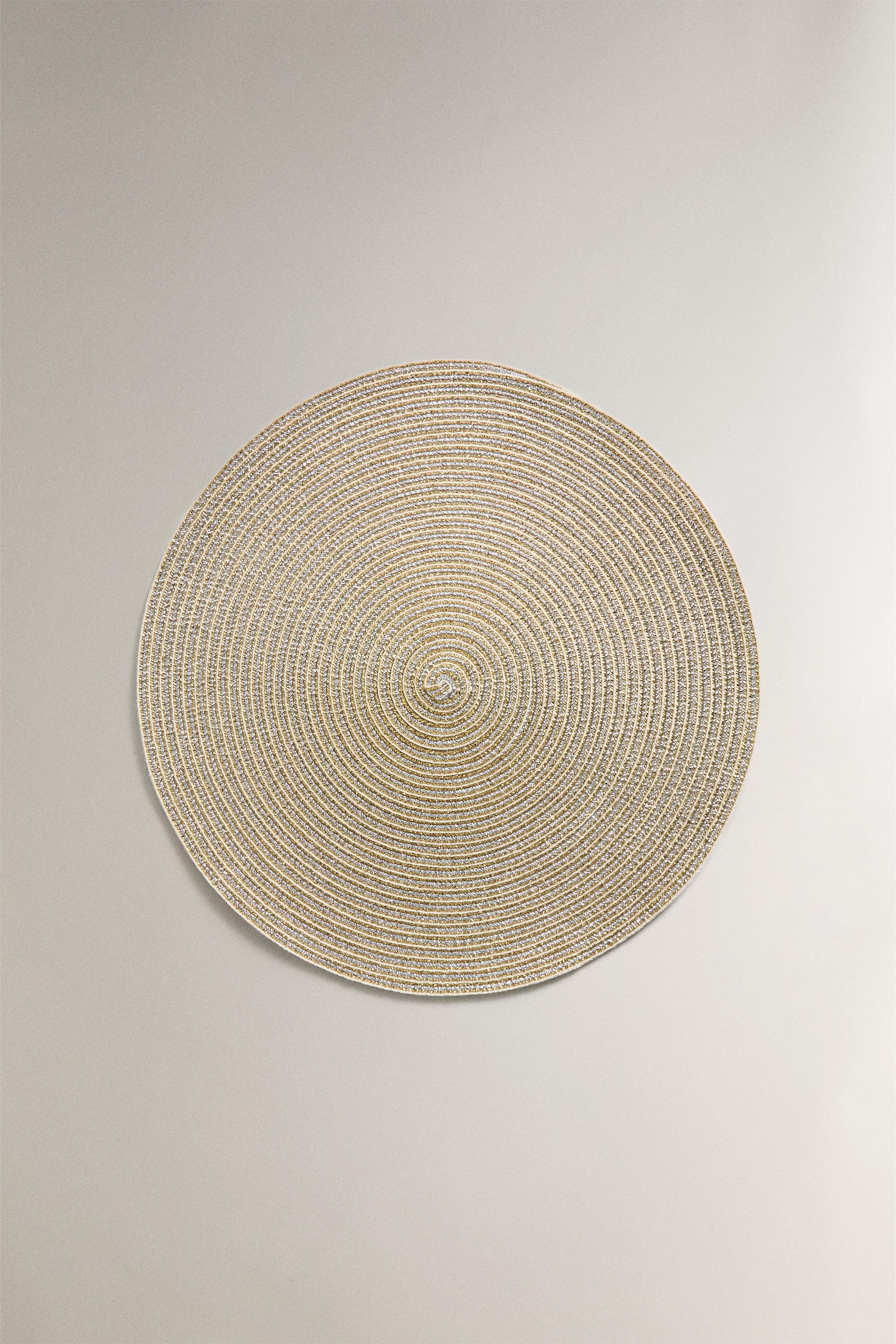 ROUND CHRISTMAS PLACEMAT (SET OF 2)